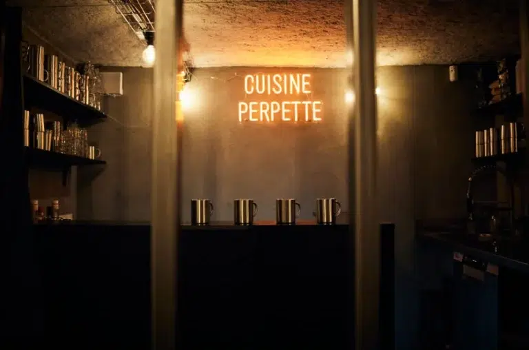 Cuisine perpette photo bar à cocktails paris